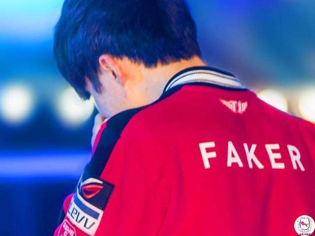 的俱乐部群